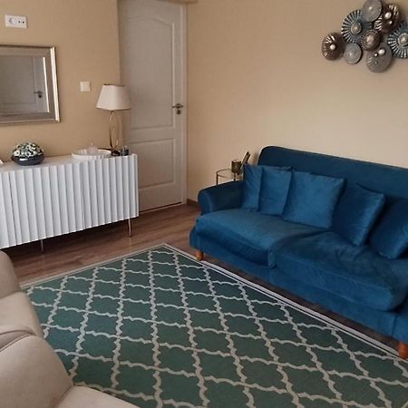 Levendula Apartmanhaz Hajduszoboszlo Luaran gambar