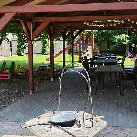 Levendula Apartmanhaz Hajduszoboszlo Luaran gambar