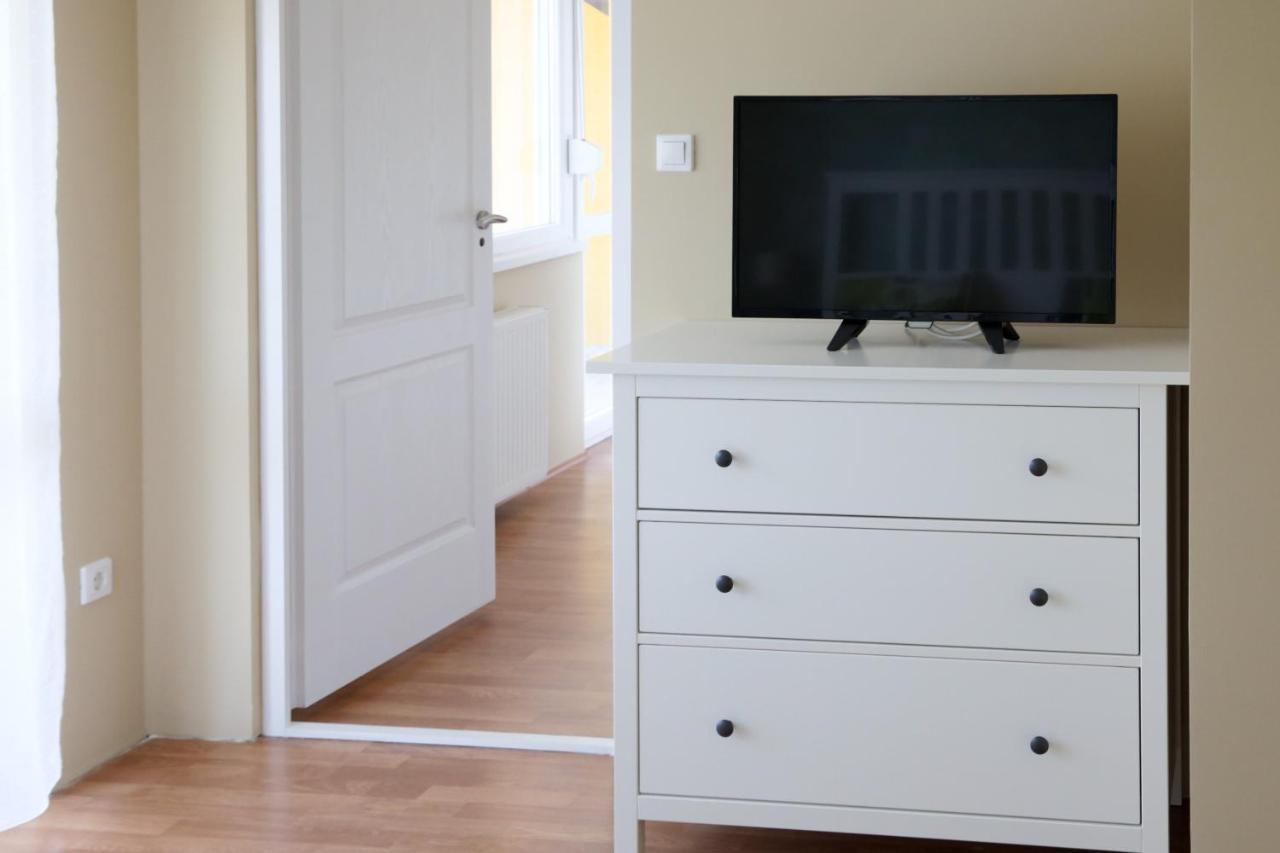 Levendula Apartmanhaz Hajduszoboszlo Luaran gambar