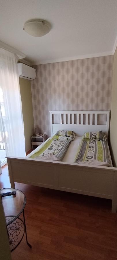 Levendula Apartmanhaz Hajduszoboszlo Luaran gambar