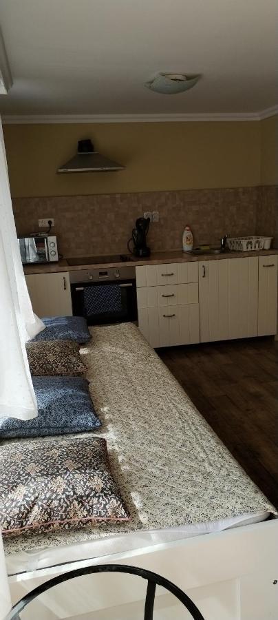 Levendula Apartmanhaz Hajduszoboszlo Luaran gambar