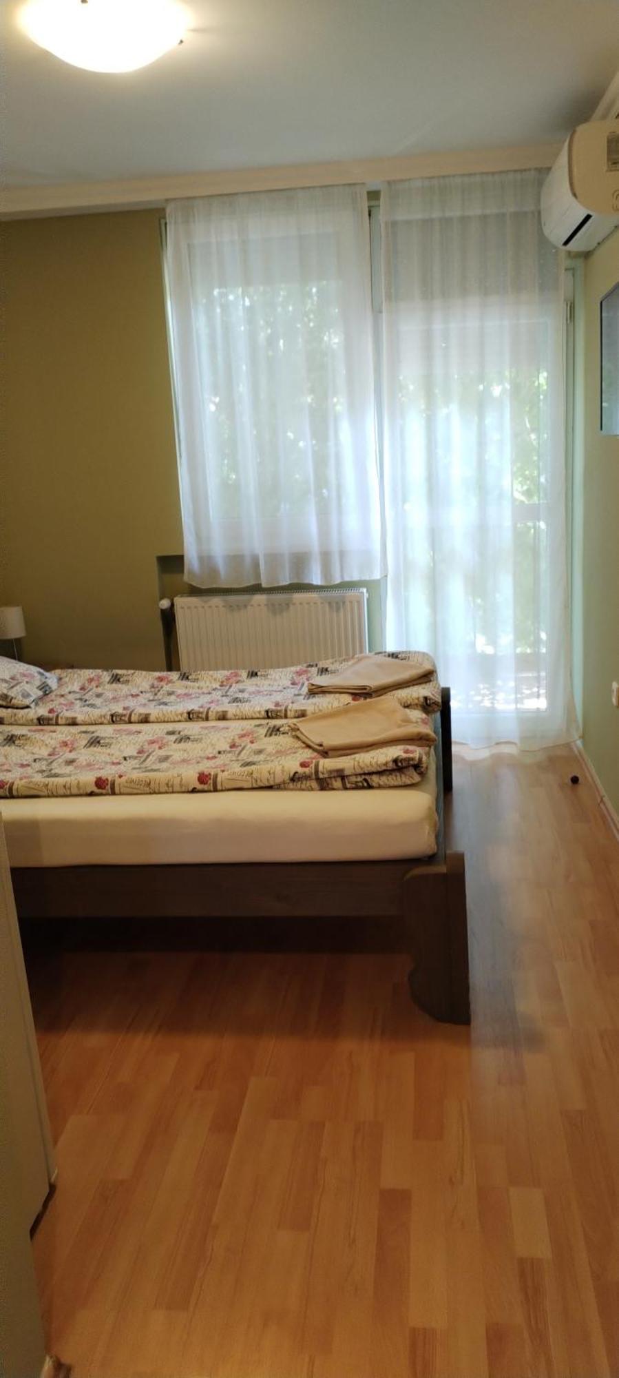 Levendula Apartmanhaz Hajduszoboszlo Luaran gambar